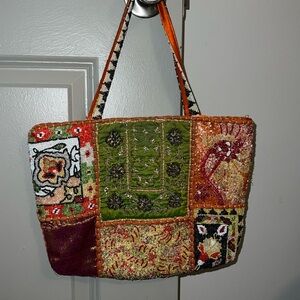 Beaded shoulder bag
